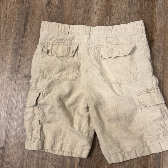 Cremieux Men's Tan Cargo Shorts - Picture 2 of 5